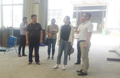 宿城區(qū)副區(qū)長(zhǎng)葉曉晨蒞臨艾華美陳科技考察調(diào)研 宿城區(qū)副區(qū)長(zhǎng)葉曉晨蒞臨艾華美陳科技考察調(diào)研